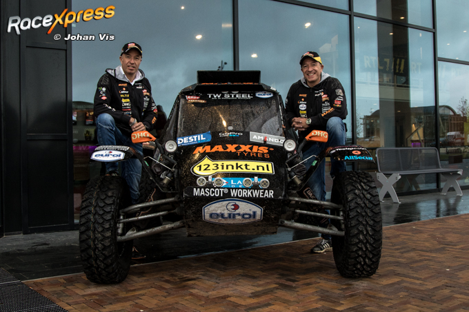 TV-TIP RTL7: Tom Coronel tot het gaatje in Dakar i love it, i hate it!